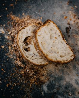 CHRISTIN <br> BÜTTNER