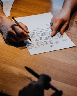 CHRISTIN <br> BÜTTNER