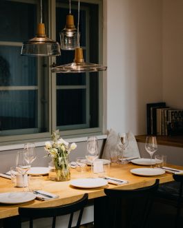 CHRISTIN <br> BÜTTNER