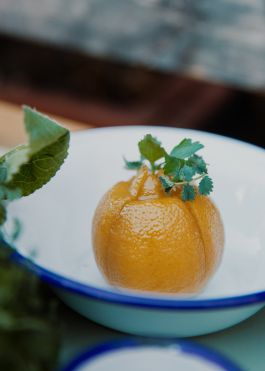 CHRISTIN <br> BÜTTNER