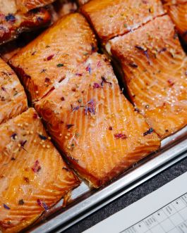 CHRISTIN <br> BÜTTNER