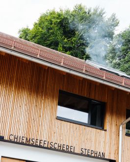 CHRISTIN <br> BÜTTNER