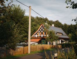 CHRISTIN <br> BÜTTNER