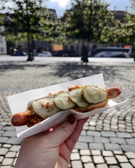 CHRISTIN <br> BÜTTNER