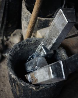 CHRISTIN <br> BÜTTNER