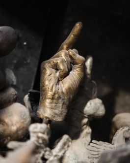 CHRISTIN <br> BÜTTNER