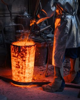 CHRISTIN <br> BÜTTNER