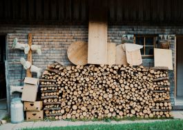 CHRISTIN <br> BÜTTNER