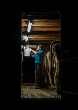 CHRISTIN <br> BÜTTNER