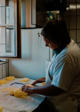 CHRISTIN <br> BÜTTNER