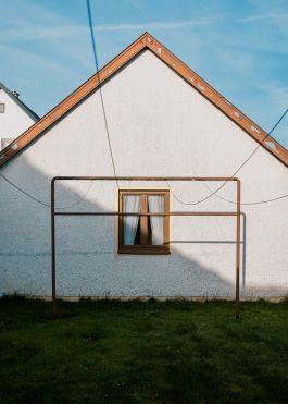 CHRISTIN <br> BÜTTNER