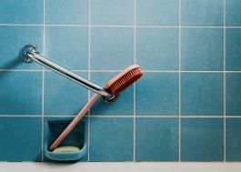 CHRISTIN <br> BÜTTNER