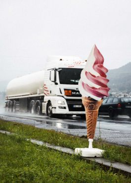 CHRISTIN <br> BÜTTNER