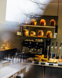 CHRISTIN <br> BÜTTNER