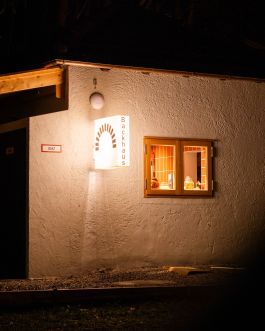 CHRISTIN <br> BÜTTNER