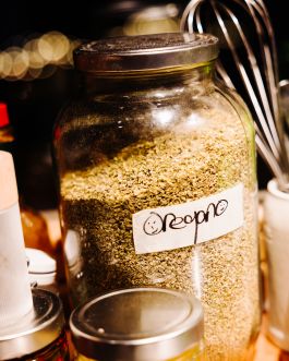 CHRISTIN <br> BÜTTNER