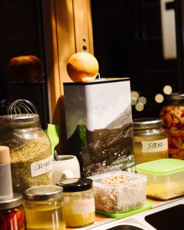 CHRISTIN <br> BÜTTNER