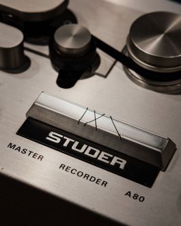 CHRISTIN <br> BÜTTNER