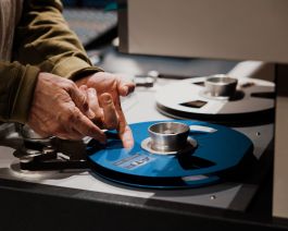 CHRISTIN <br> BÜTTNER