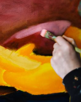 CHRISTIN <br> BÜTTNER