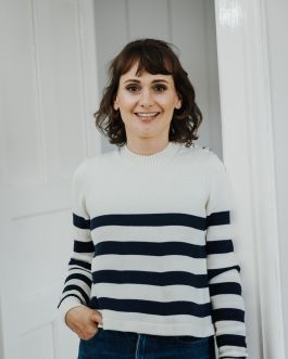 CHRISTIN <br> BÜTTNER